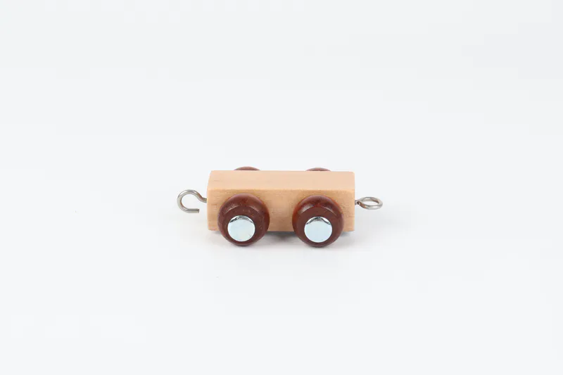 Kinder and Kids Navnetog trailer, Natur
